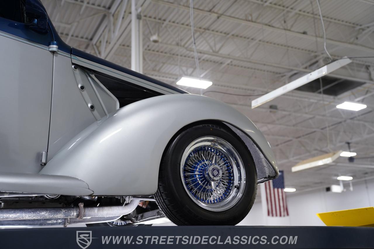 1937 Ford 5-Window Steel Streetrod