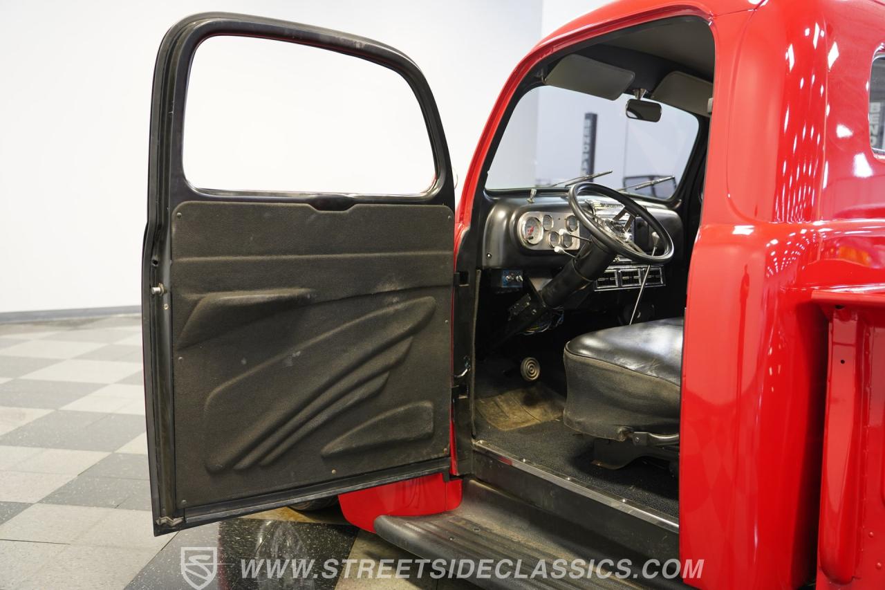 1948 Ford F-1