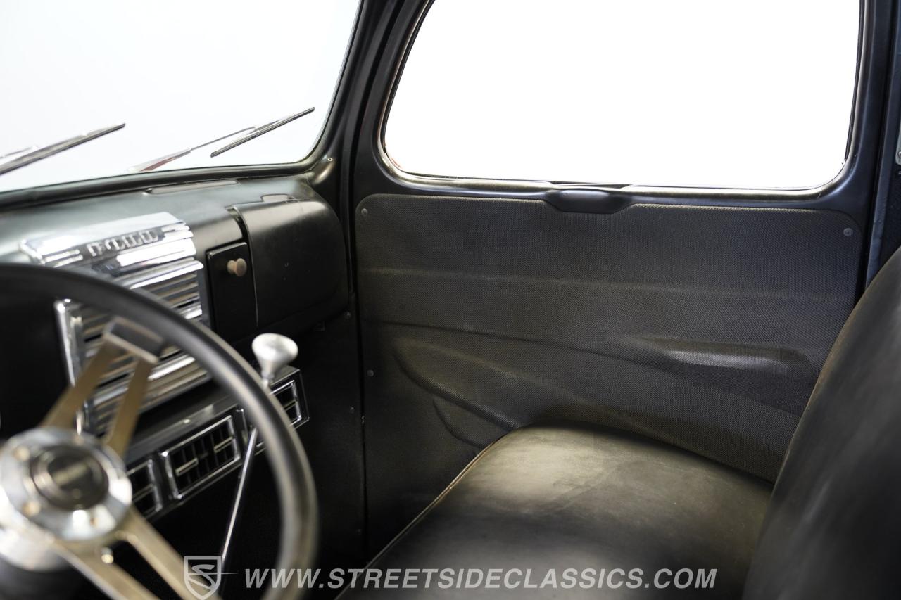 1948 Ford F-1