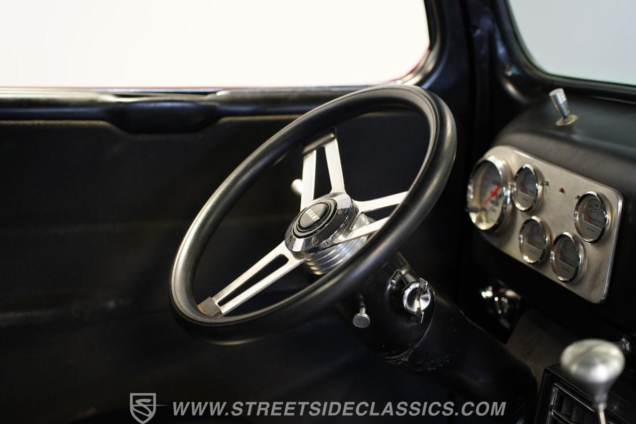 1948 Ford F-1