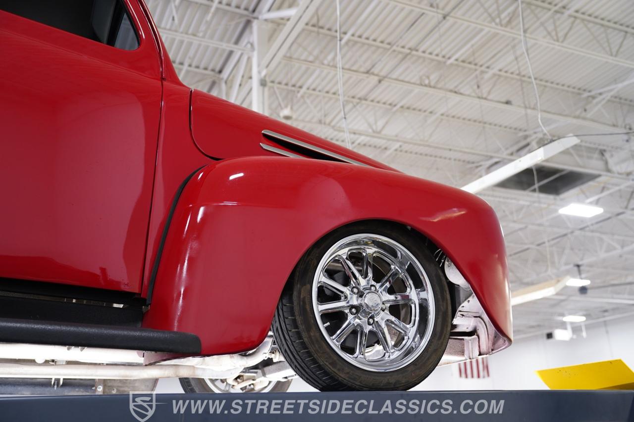 1948 Ford F-1