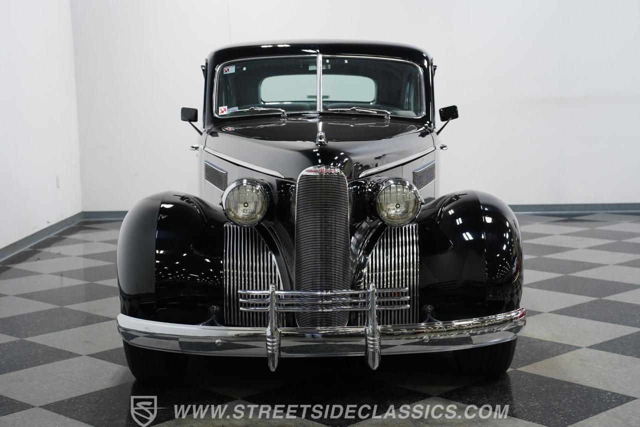 1939 Cadillac LaSalle