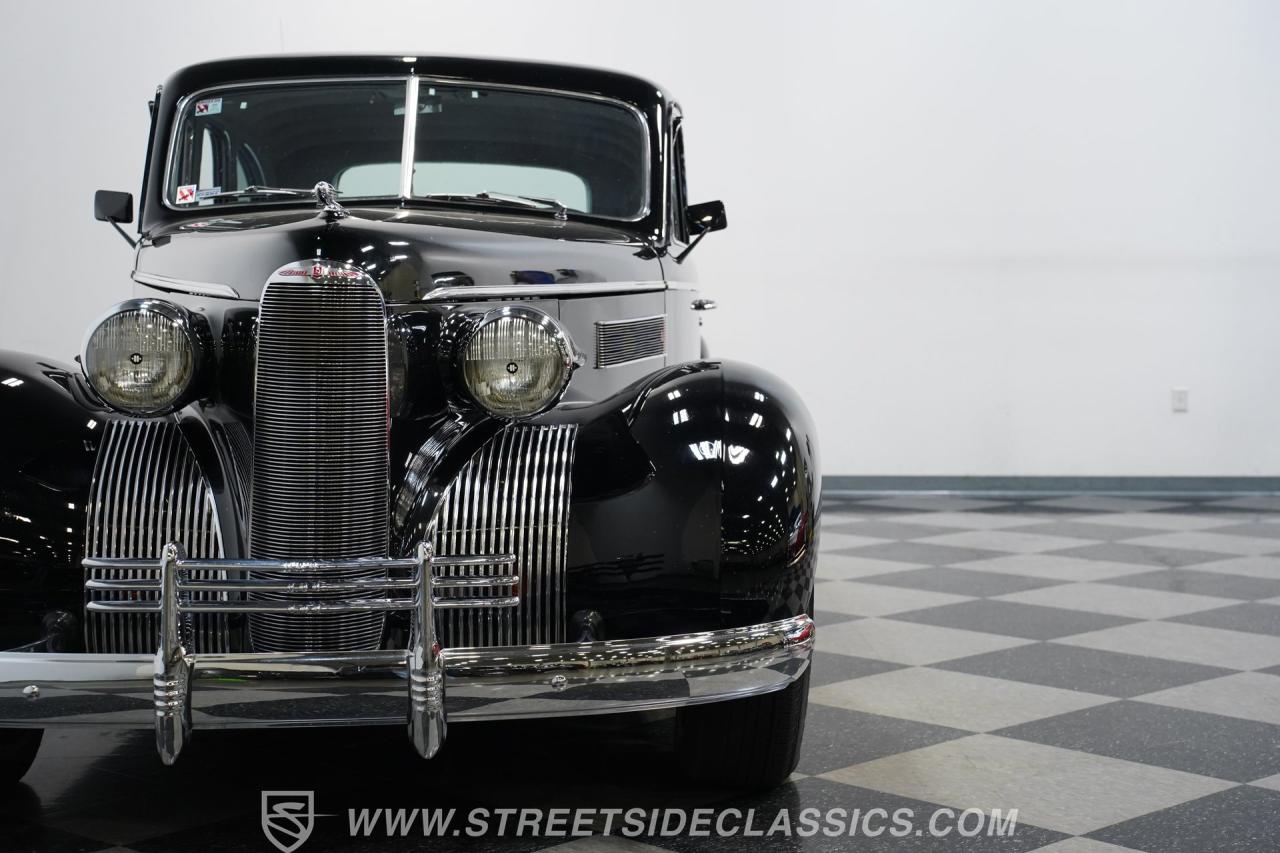 1939 Cadillac LaSalle
