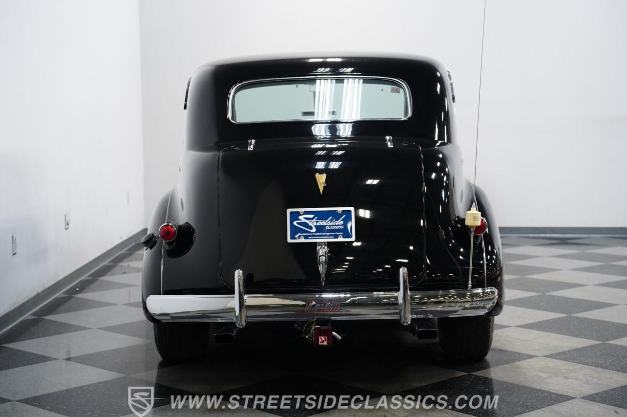 1939 Cadillac LaSalle