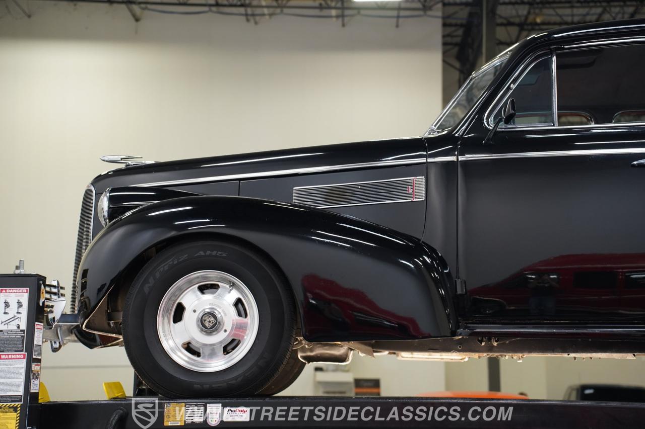 1939 Cadillac LaSalle