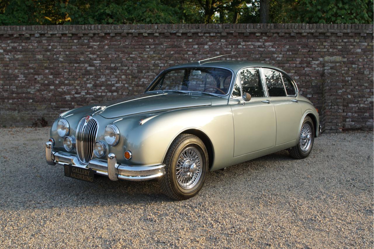 1964 Jaguar Mark 2 3.4 Litre &ldquo;Seafrost Metallic over Navy Blue leather&rdquo;