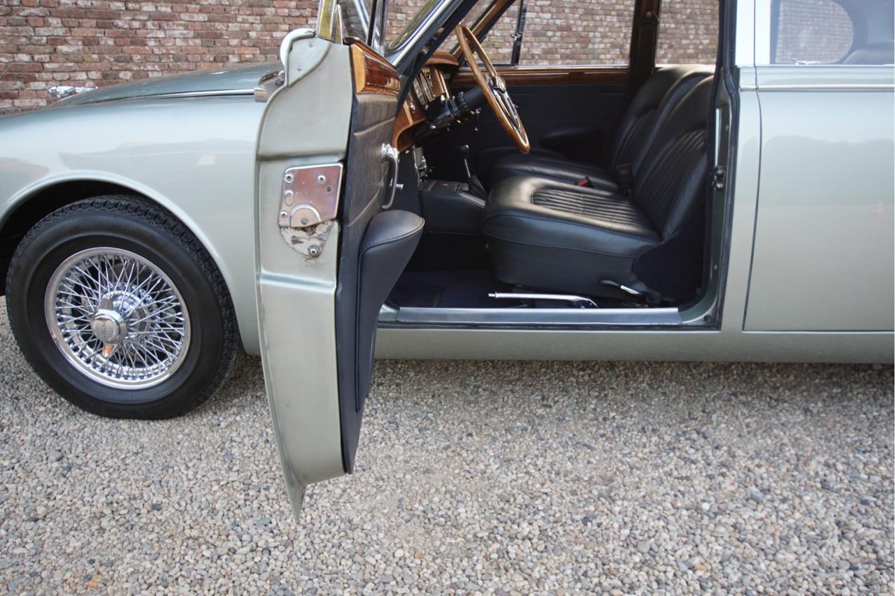 1964 Jaguar Mark 2 3.4 Litre &ldquo;Seafrost Metallic over Navy Blue leather&rdquo;