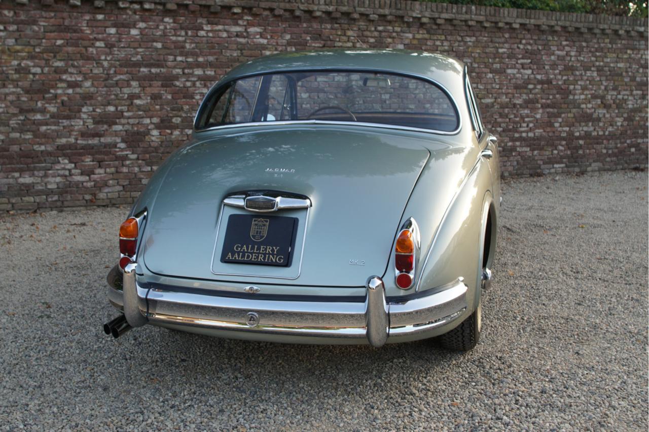 1964 Jaguar Mark 2 3.4 Litre &ldquo;Seafrost Metallic over Navy Blue leather&rdquo;