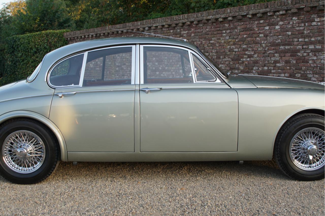 1964 Jaguar Mark 2 3.4 Litre &ldquo;Seafrost Metallic over Navy Blue leather&rdquo;