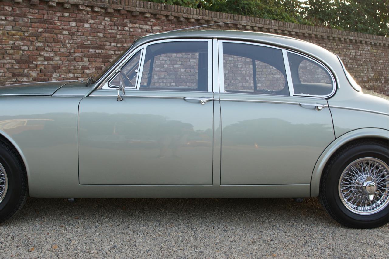 1964 Jaguar Mark 2 3.4 Litre &ldquo;Seafrost Metallic over Navy Blue leather&rdquo;