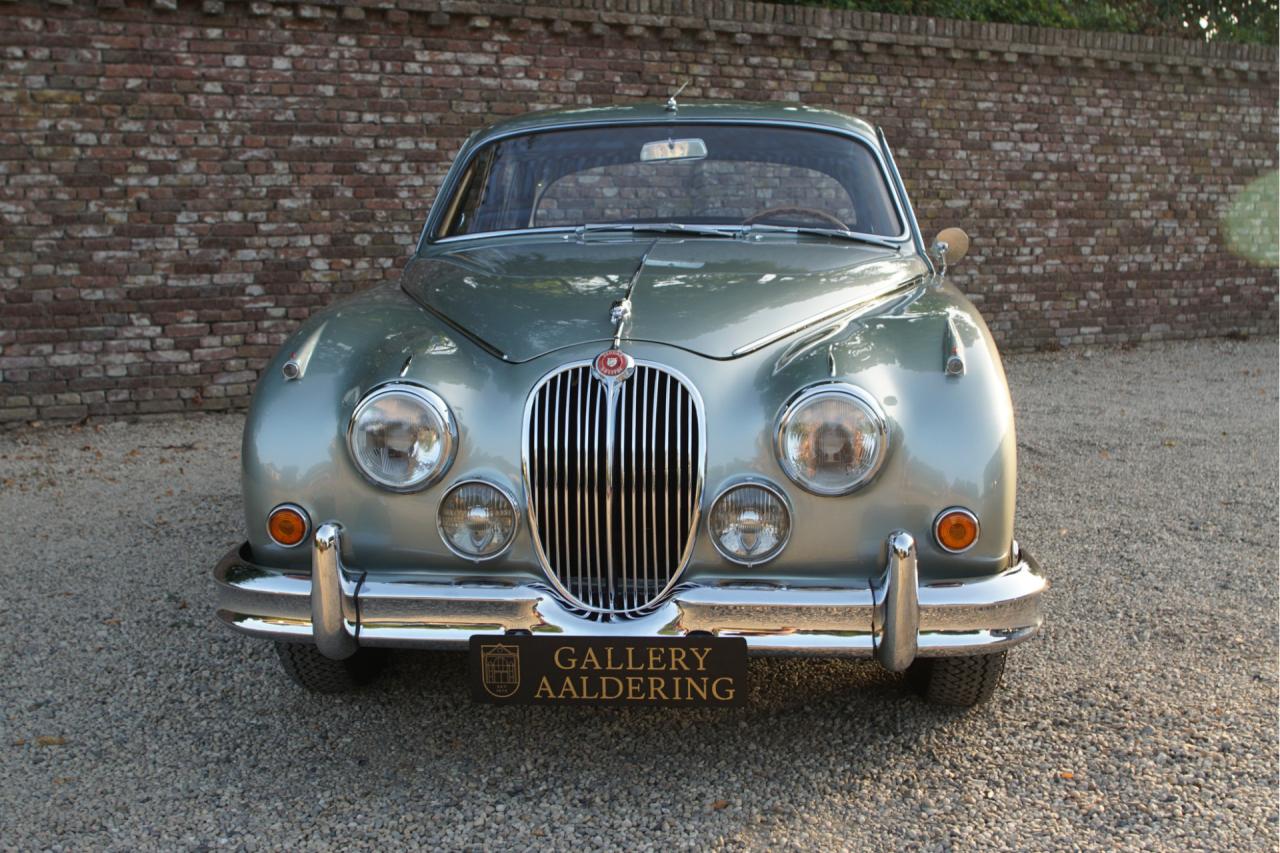 1964 Jaguar Mark 2 3.4 Litre &ldquo;Seafrost Metallic over Navy Blue leather&rdquo;