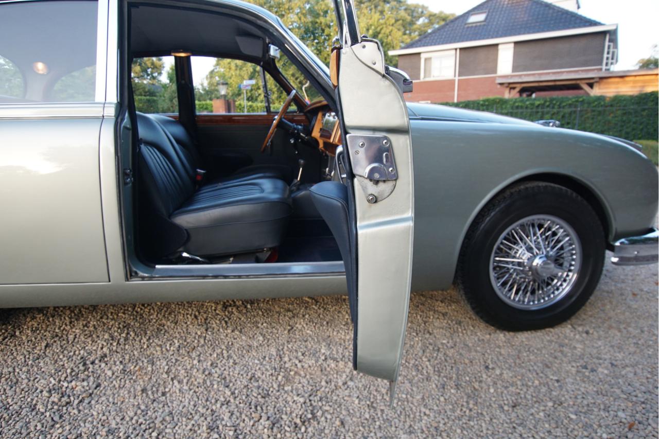 1964 Jaguar Mark 2 3.4 Litre &ldquo;Seafrost Metallic over Navy Blue leather&rdquo;