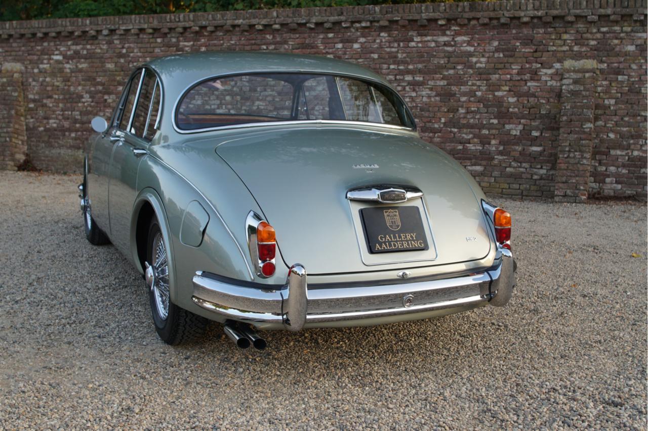 1964 Jaguar Mark 2 3.4 Litre &ldquo;Seafrost Metallic over Navy Blue leather&rdquo;