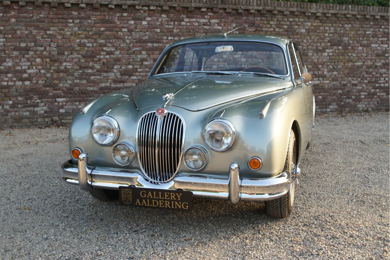 1964 Jaguar Mark 2 3.4 Litre &ldquo;Seafrost Metallic over Navy Blue leather&rdquo;