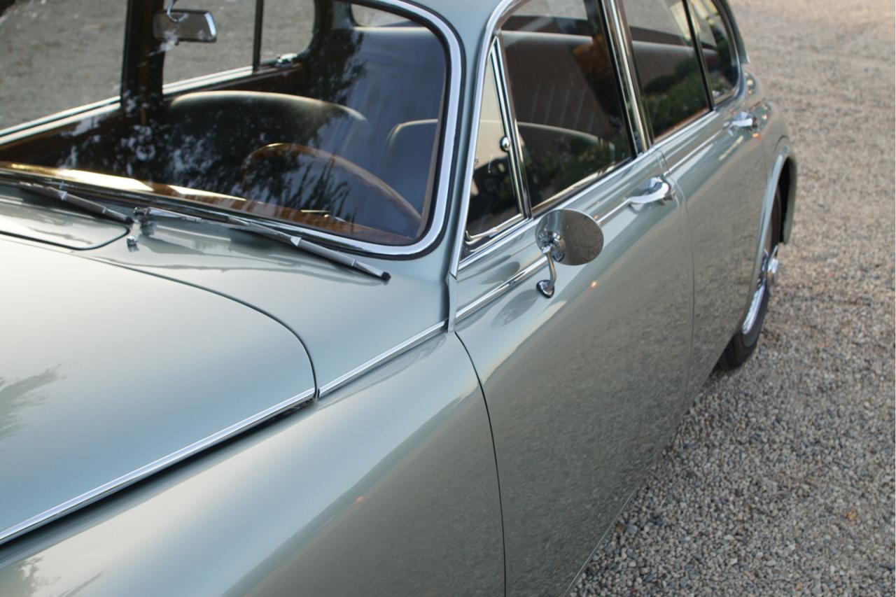 1964 Jaguar Mark 2 3.4 Litre &ldquo;Seafrost Metallic over Navy Blue leather&rdquo;