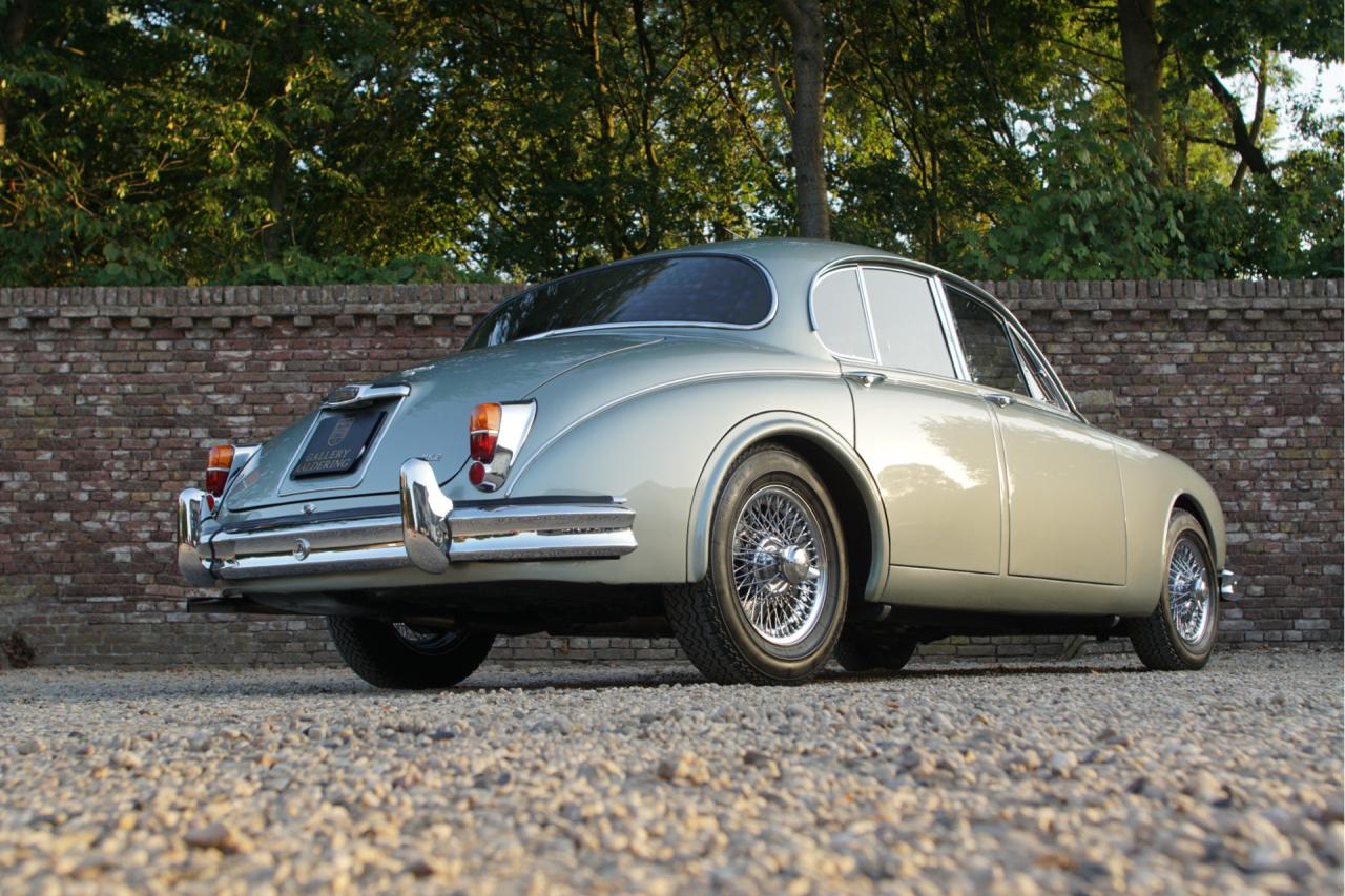 1964 Jaguar Mark 2 3.4 Litre &ldquo;Seafrost Metallic over Navy Blue leather&rdquo;