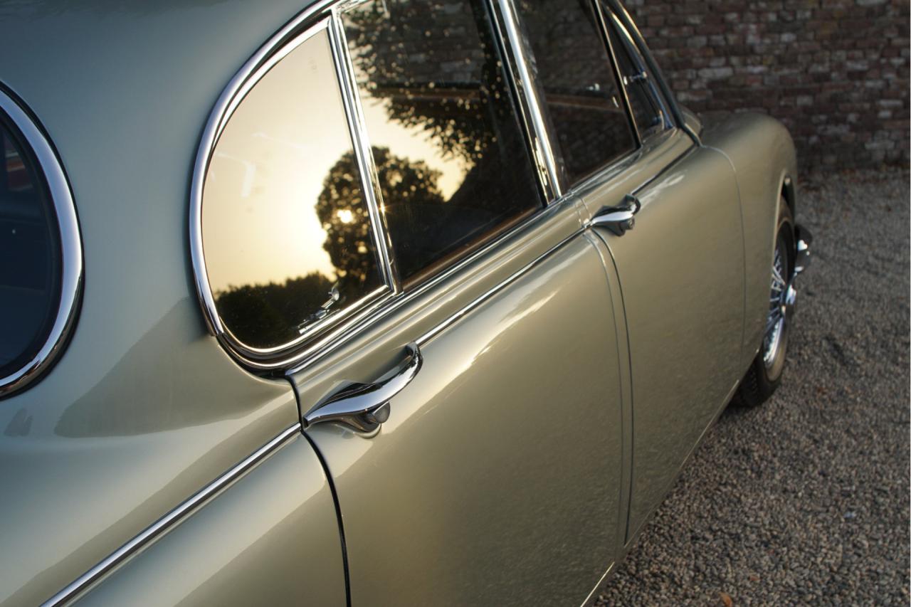 1964 Jaguar Mark 2 3.4 Litre &ldquo;Seafrost Metallic over Navy Blue leather&rdquo;