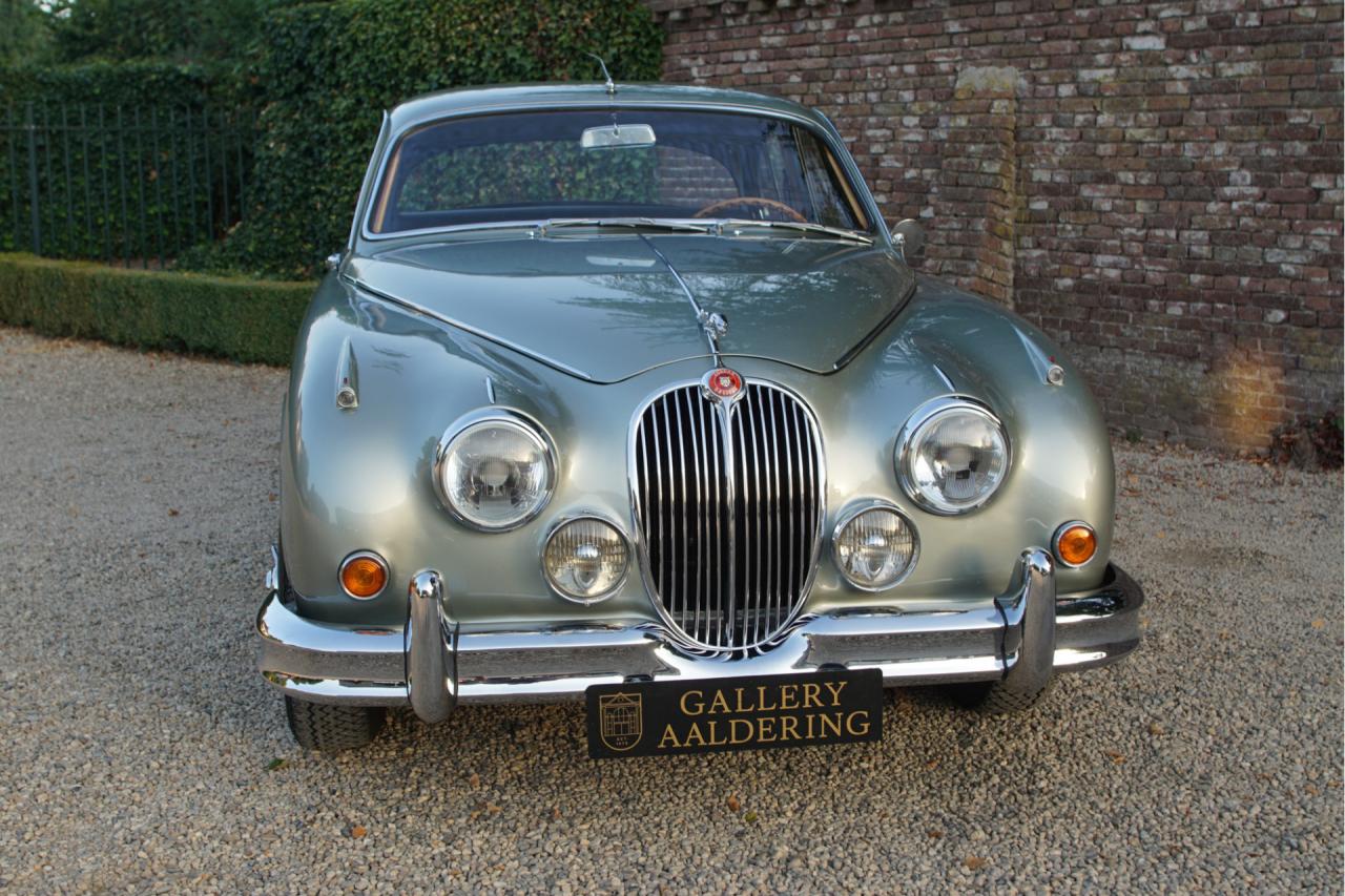 1964 Jaguar Mark 2 3.4 Litre &ldquo;Seafrost Metallic over Navy Blue leather&rdquo;