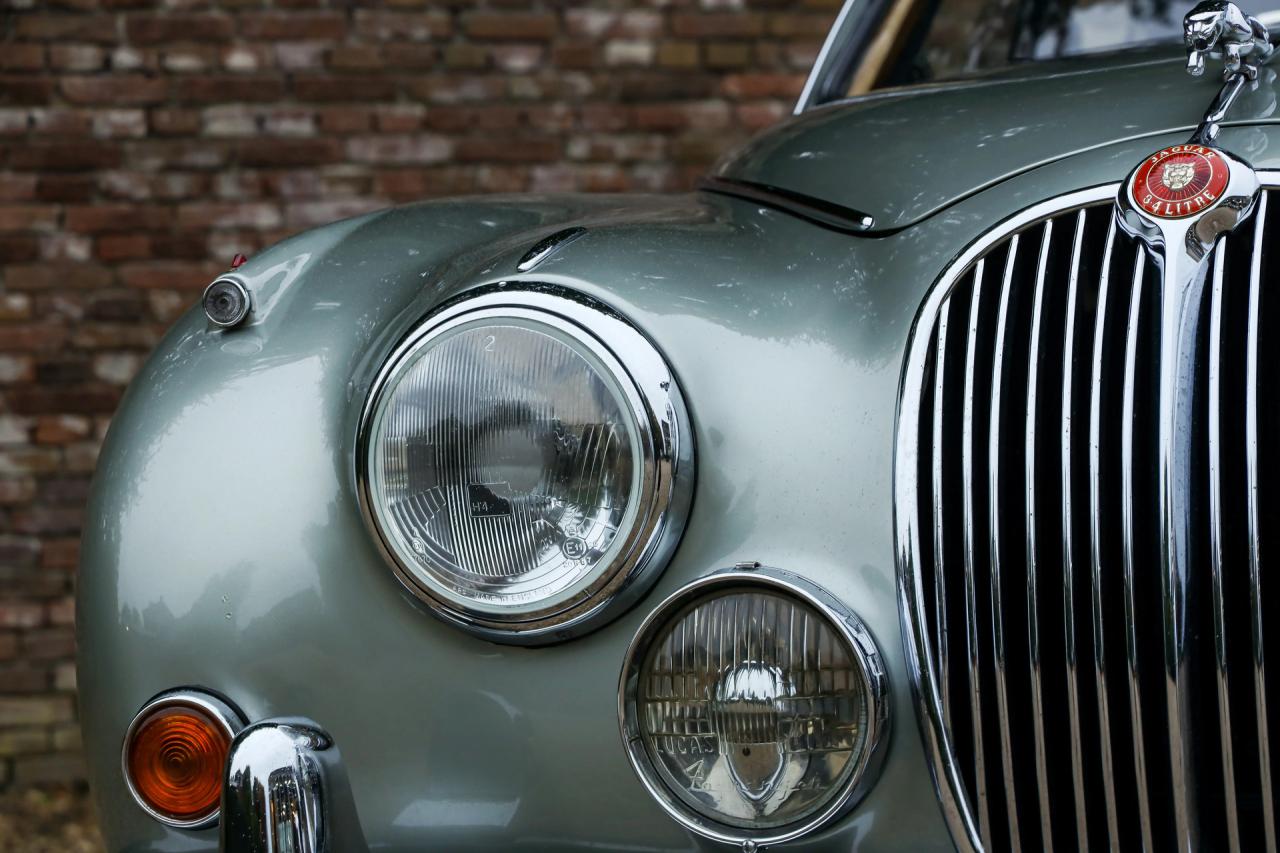 1964 Jaguar Mark 2 3.4 Litre &ldquo;Seafrost Metallic over Navy Blue leather&rdquo;