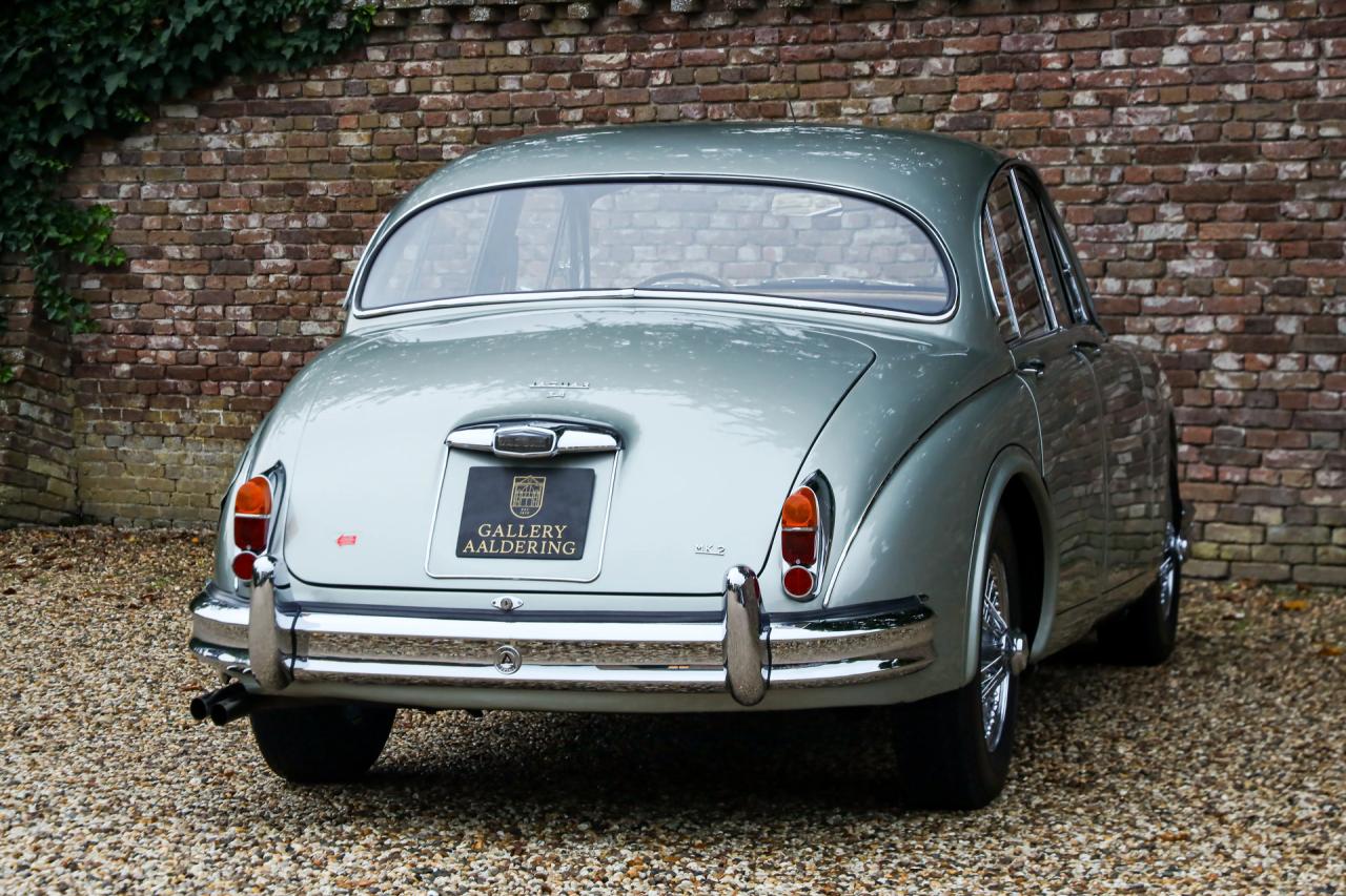 1964 Jaguar Mark 2 3.4 Litre &ldquo;Seafrost Metallic over Navy Blue leather&rdquo;