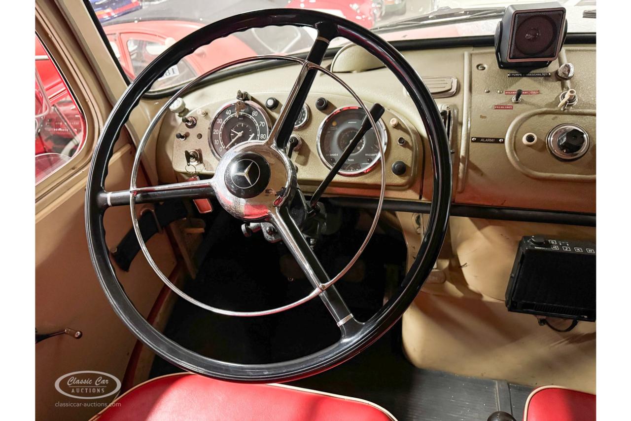 1965 Mercedes - Benz LAF1113 Tankl&ouml;schfahrzeug - Fire truck