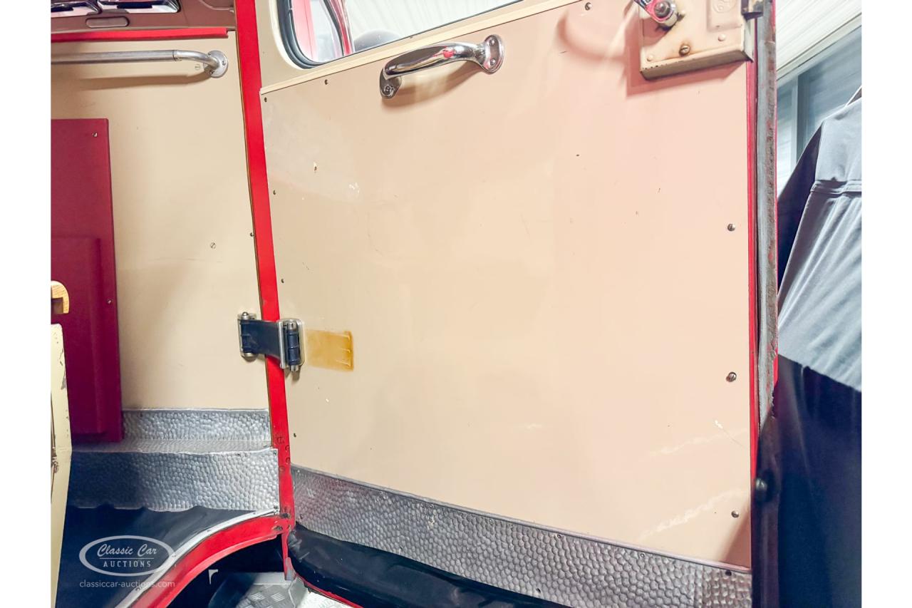 1965 Mercedes - Benz LAF1113 Tankl&ouml;schfahrzeug - Fire truck