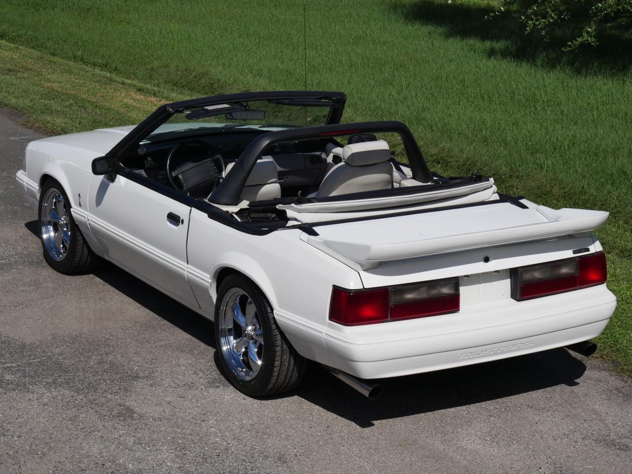 1993 Ford Mustang LX Convertible 5.0