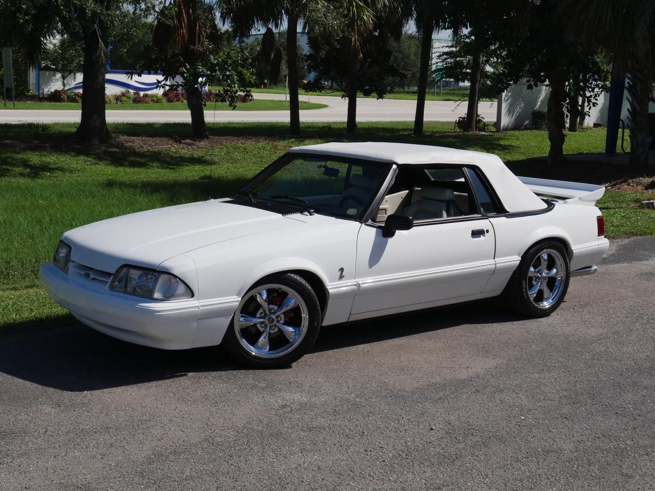 1993 Ford Mustang LX Convertible 5.0