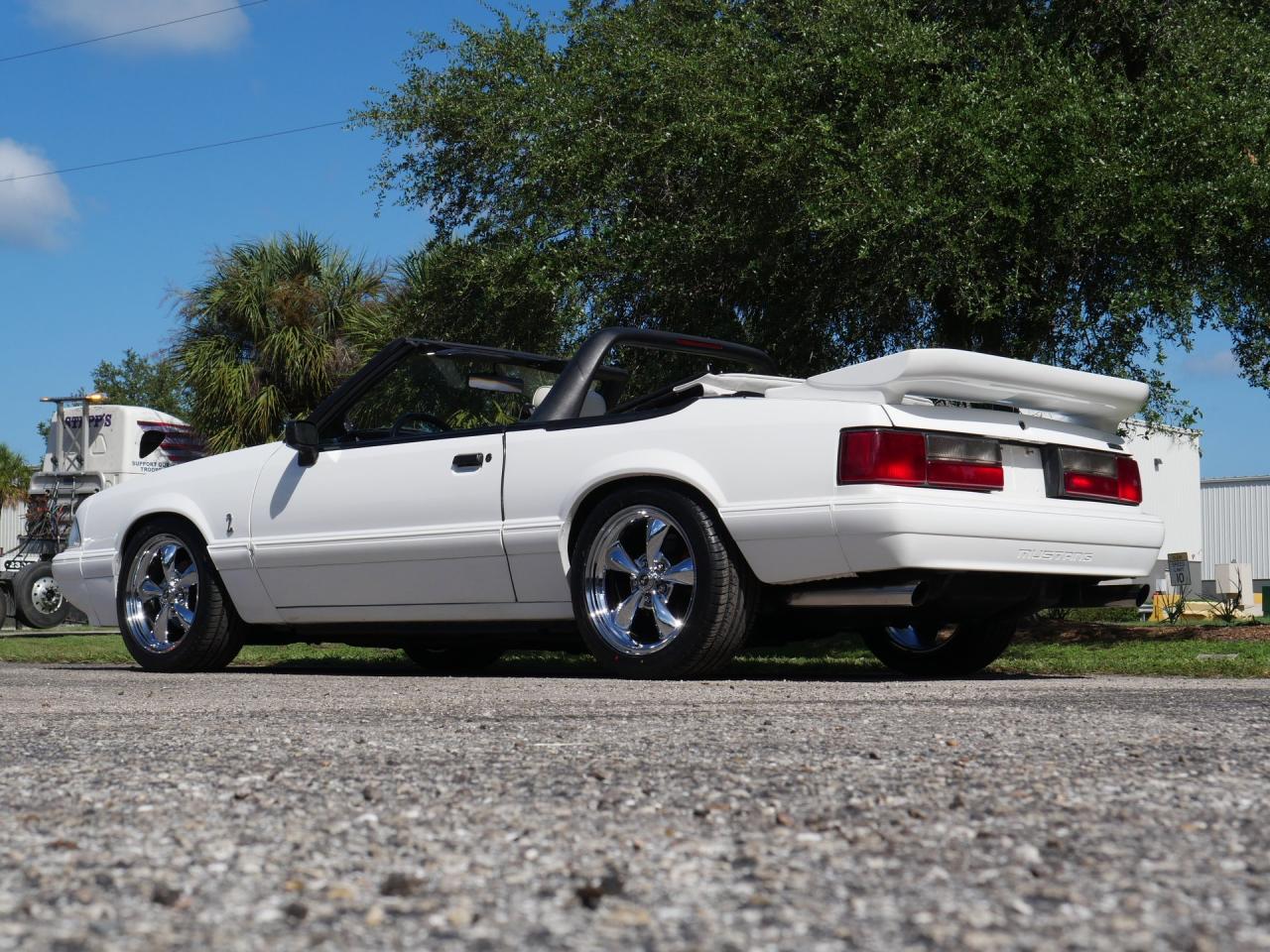 1993 Ford Mustang LX Convertible 5.0