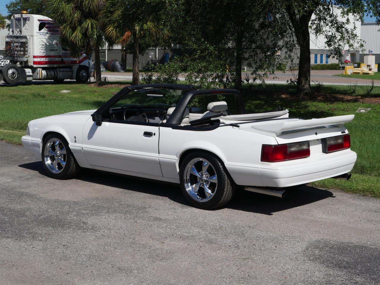 1993 Ford Mustang LX Convertible 5.0