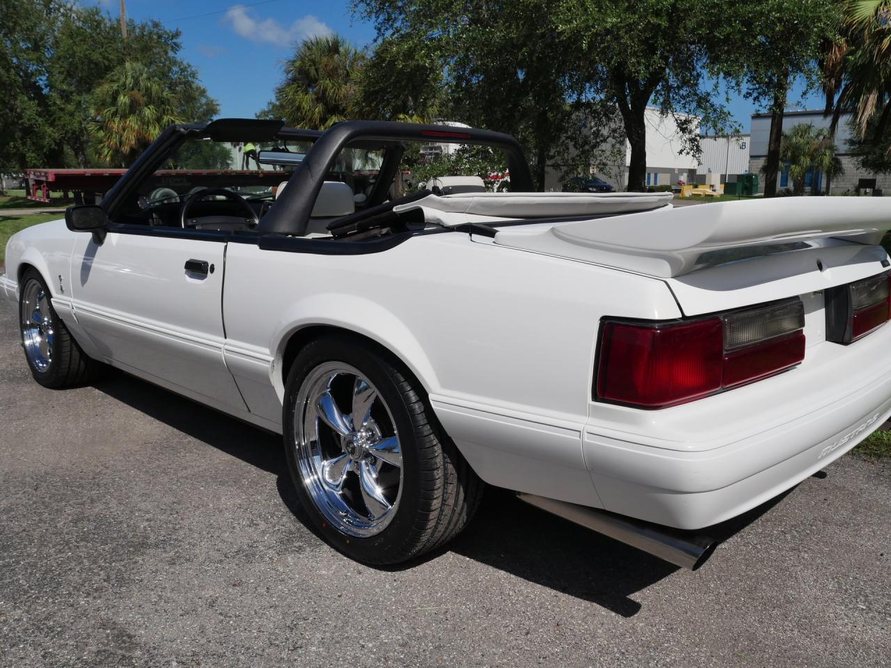 1993 Ford Mustang LX Convertible 5.0
