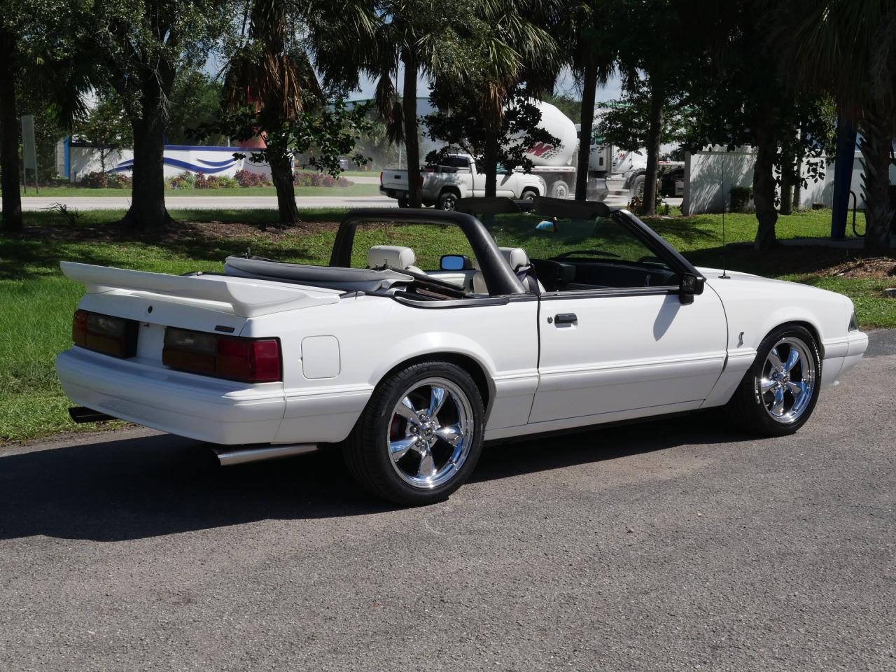 1993 Ford Mustang LX Convertible 5.0