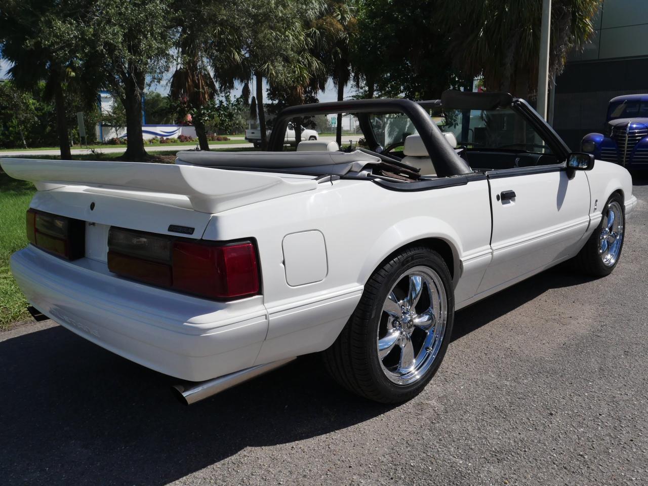 1993 Ford Mustang LX Convertible 5.0