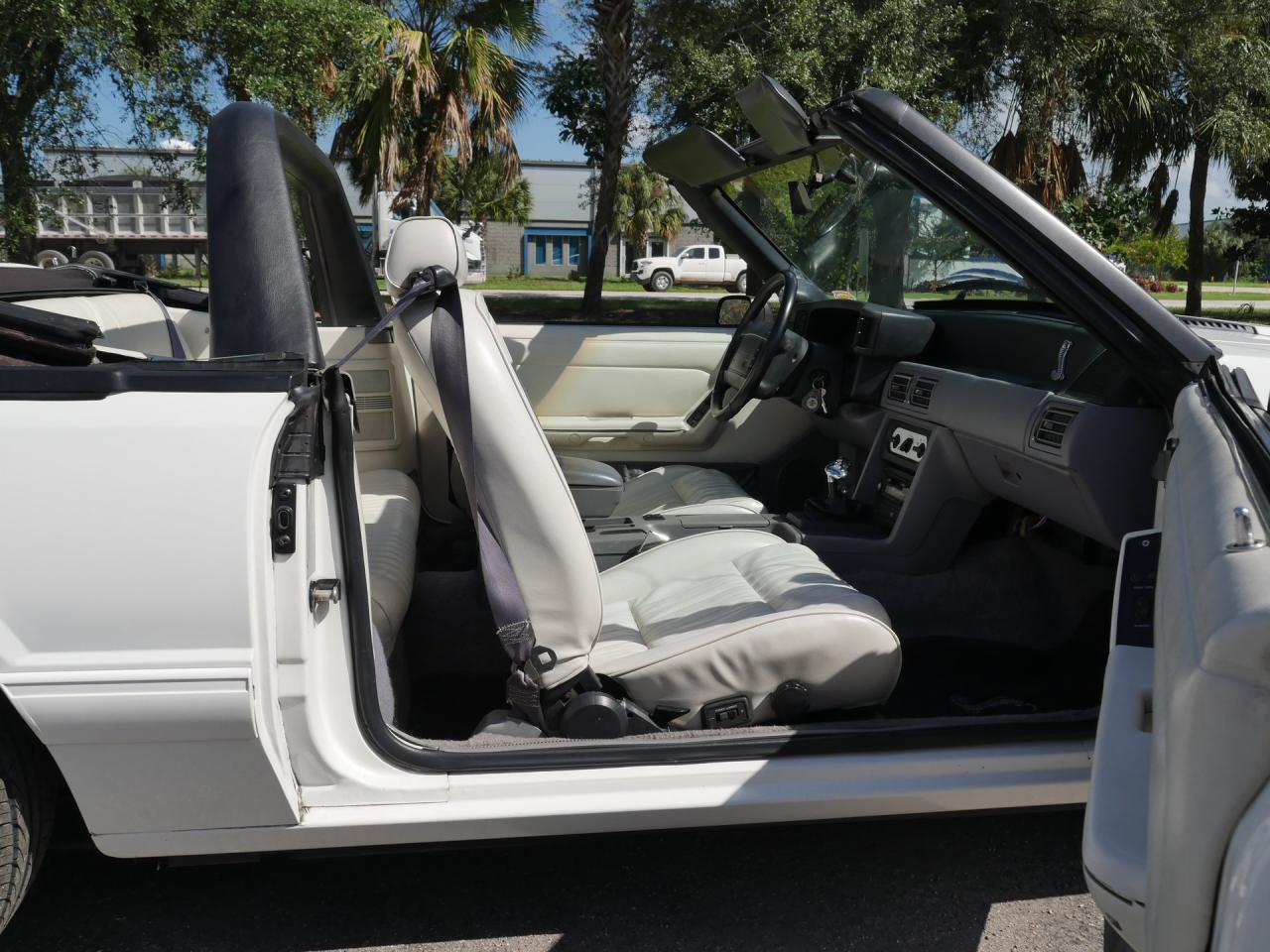 1993 Ford Mustang LX Convertible 5.0