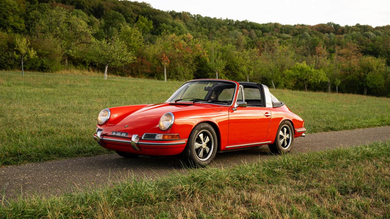 1968 Porsche 911 L "Soft-Window" Targa