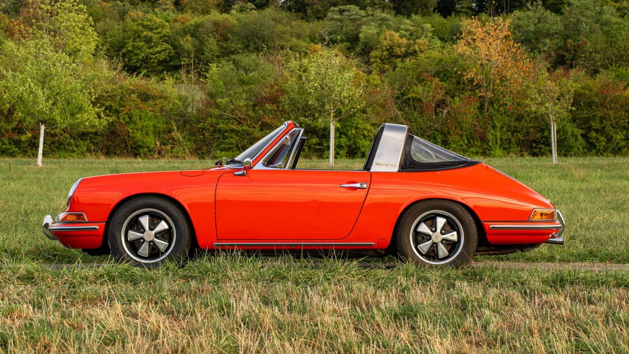 1968 Porsche 911 L "Soft-Window" Targa