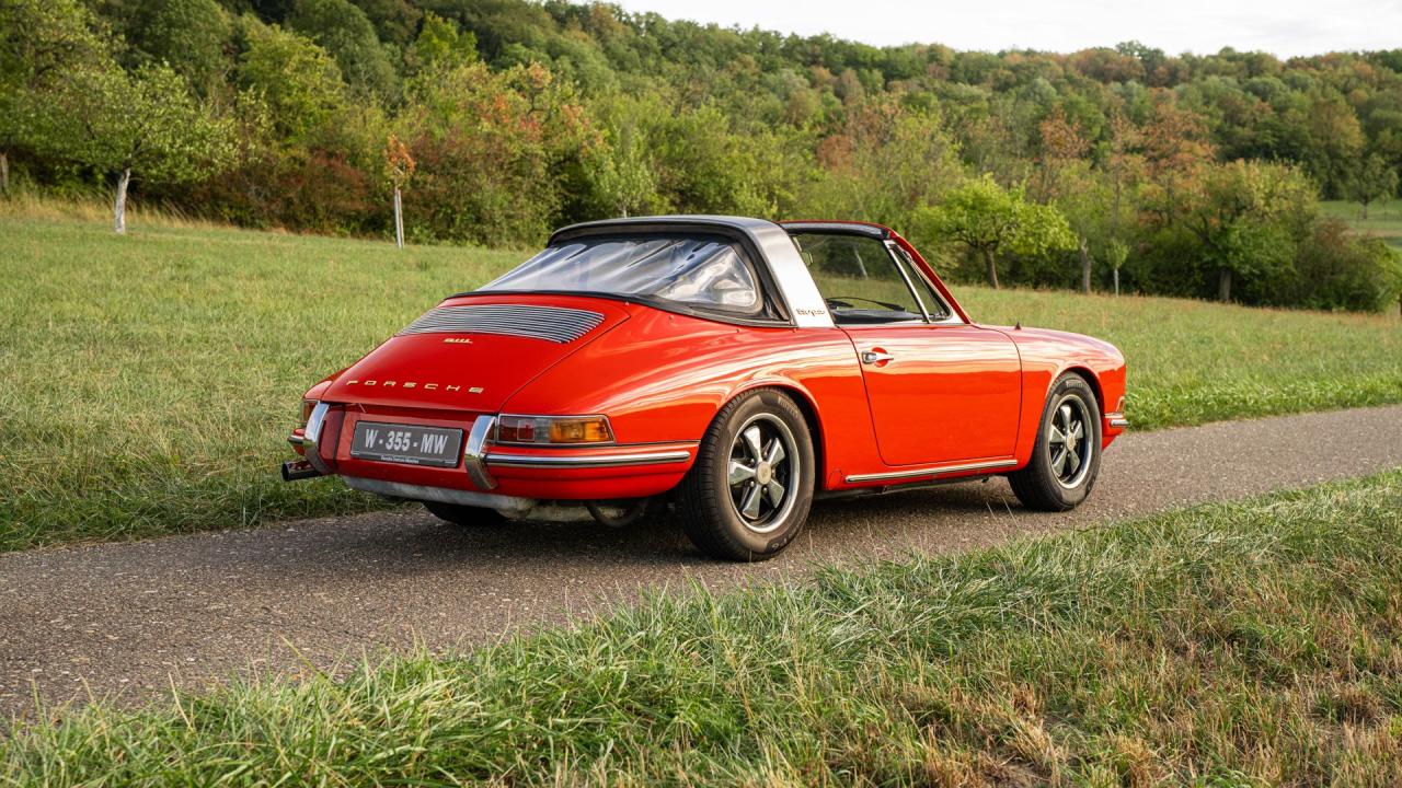 1968 Porsche 911 L "Soft-Window" Targa