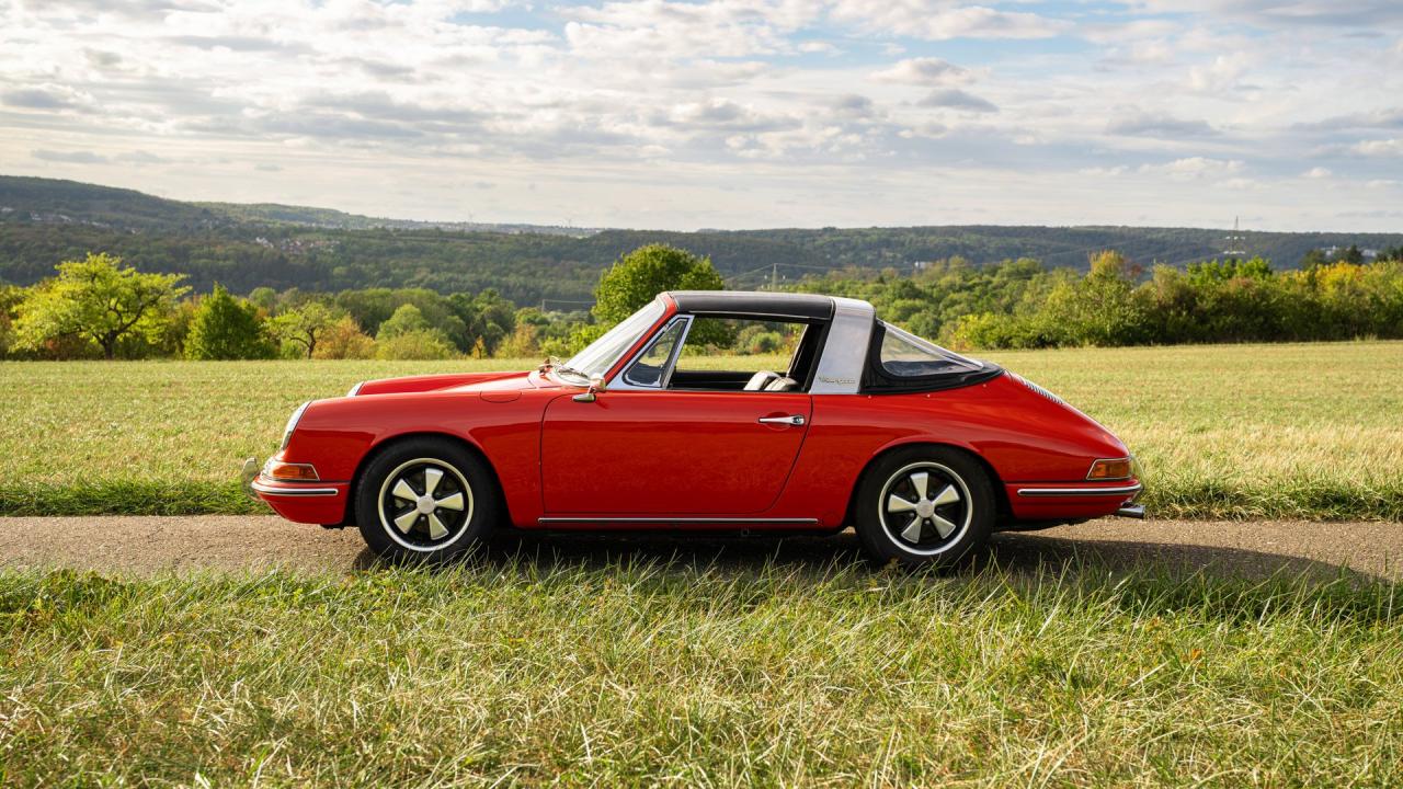1968 Porsche 911 L "Soft-Window" Targa