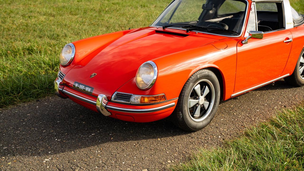 1968 Porsche 911 L "Soft-Window" Targa