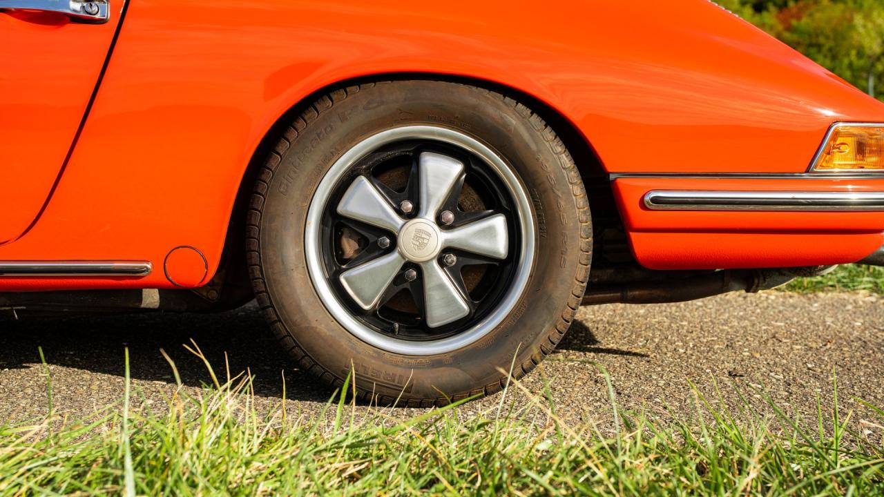 1968 Porsche 911 L "Soft-Window" Targa