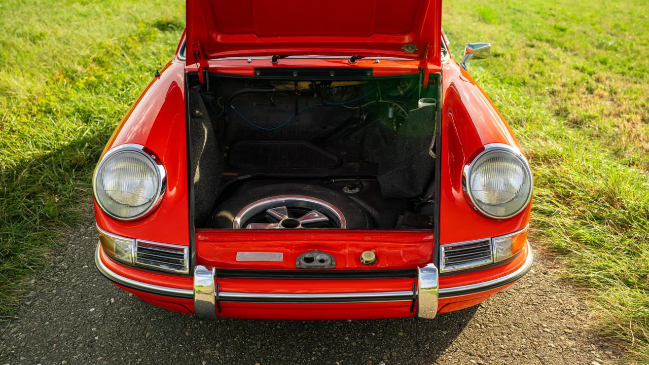 1968 Porsche 911 L "Soft-Window" Targa