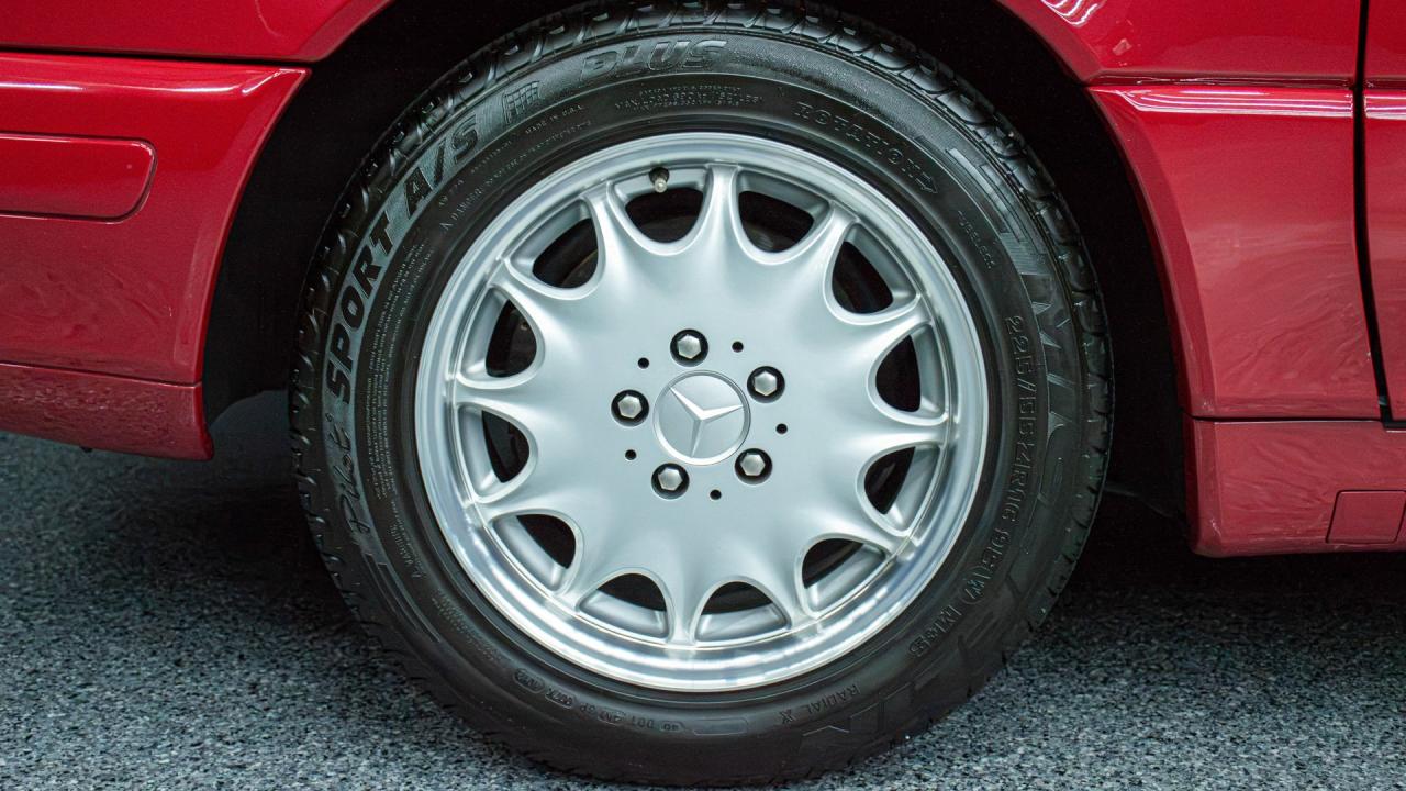 1997 Mercedes - Benz SL 320