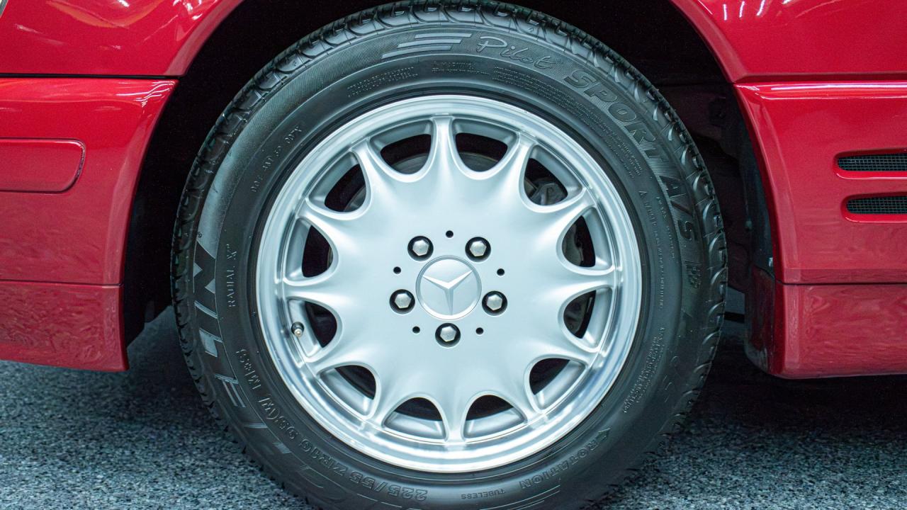 1997 Mercedes - Benz SL 320