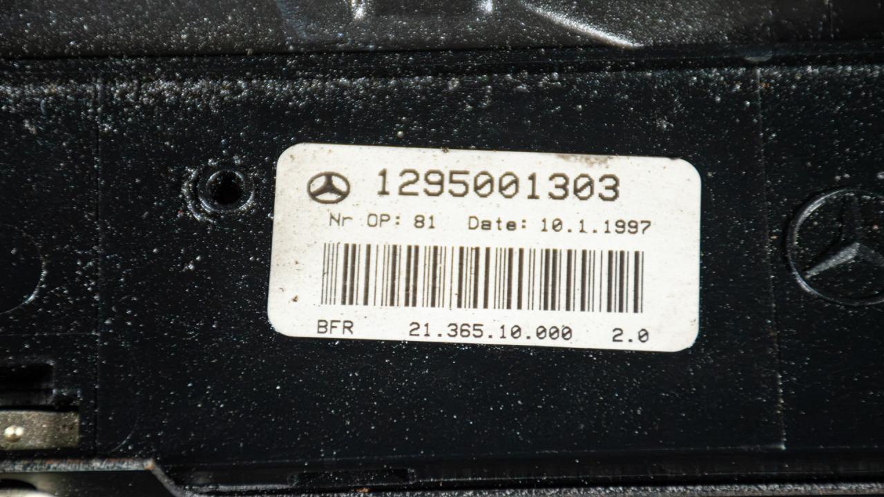 1997 Mercedes - Benz SL 320
