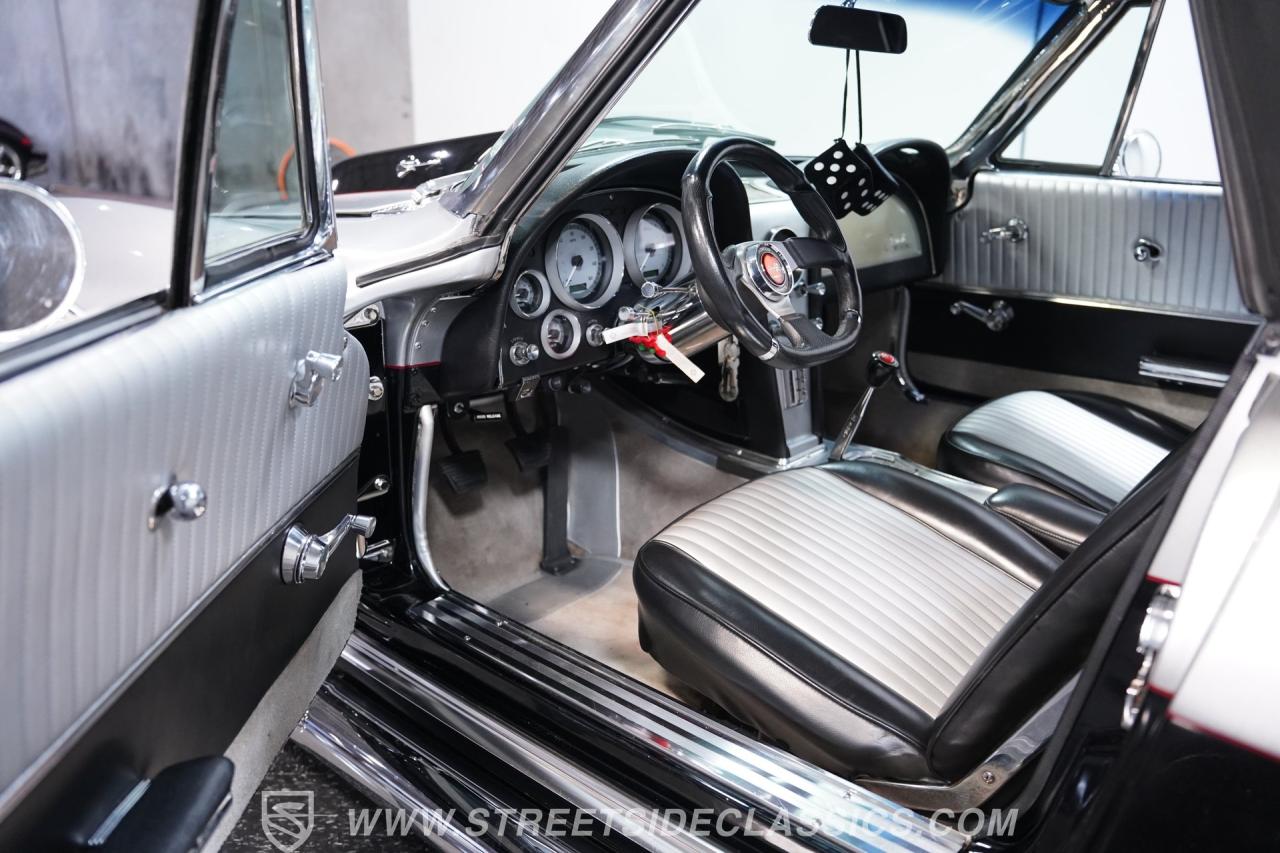 1963 Chevrolet Corvette Convertible