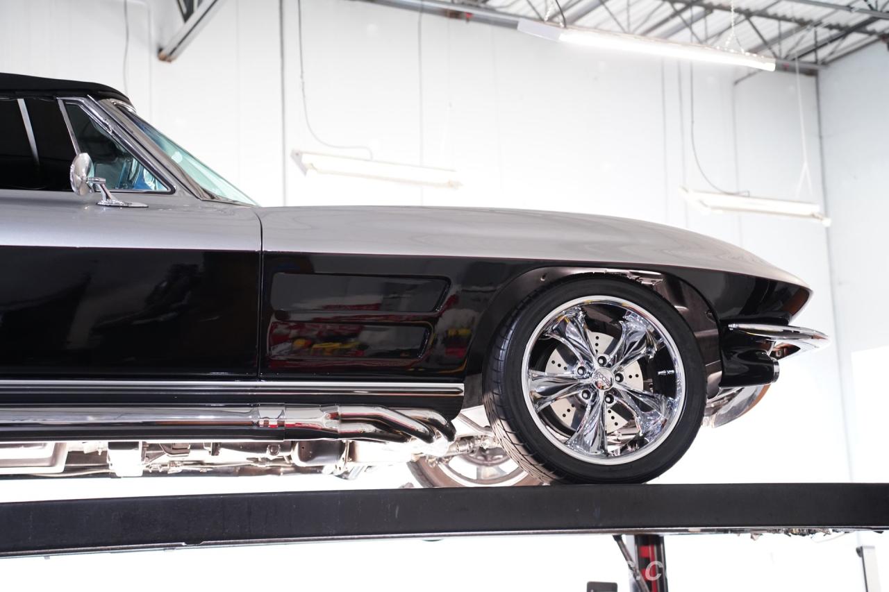 1963 Chevrolet Corvette Convertible