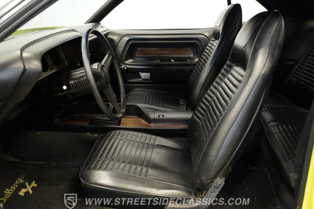 1970 Dodge Challenger RT/SE 440 SIX PACK