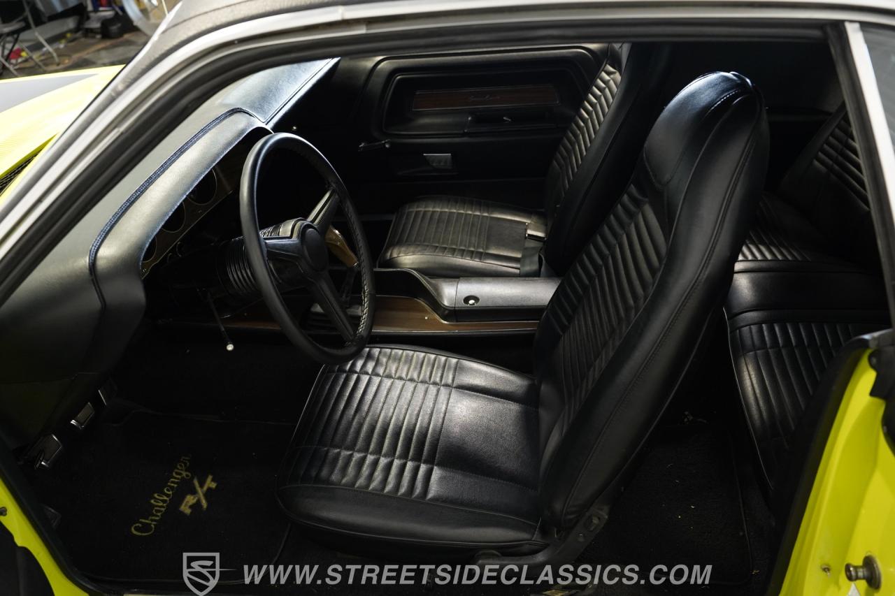 1970 Dodge Challenger RT/SE 440 SIX PACK