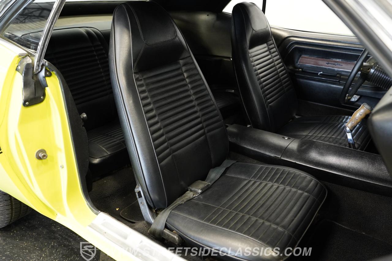 1970 Dodge Challenger RT/SE 440 SIX PACK