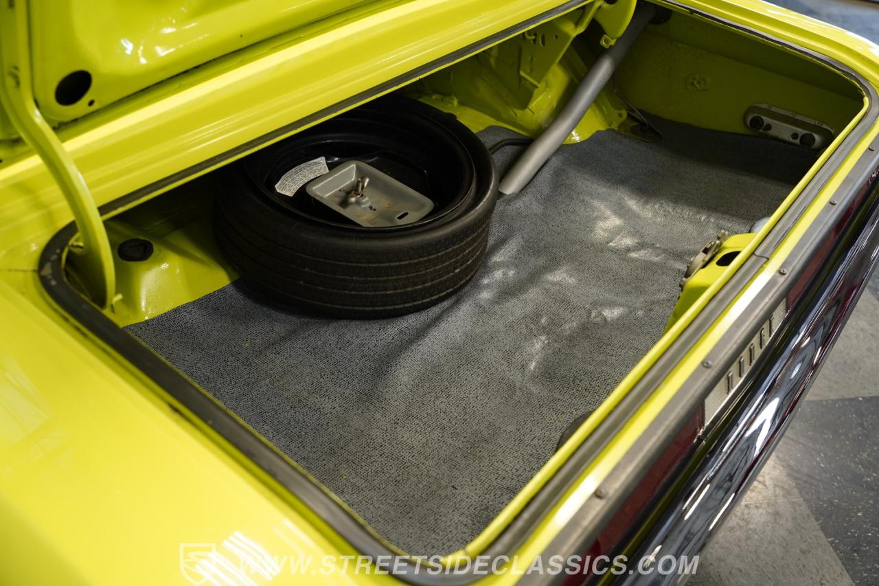 1970 Dodge Challenger RT/SE 440 SIX PACK
